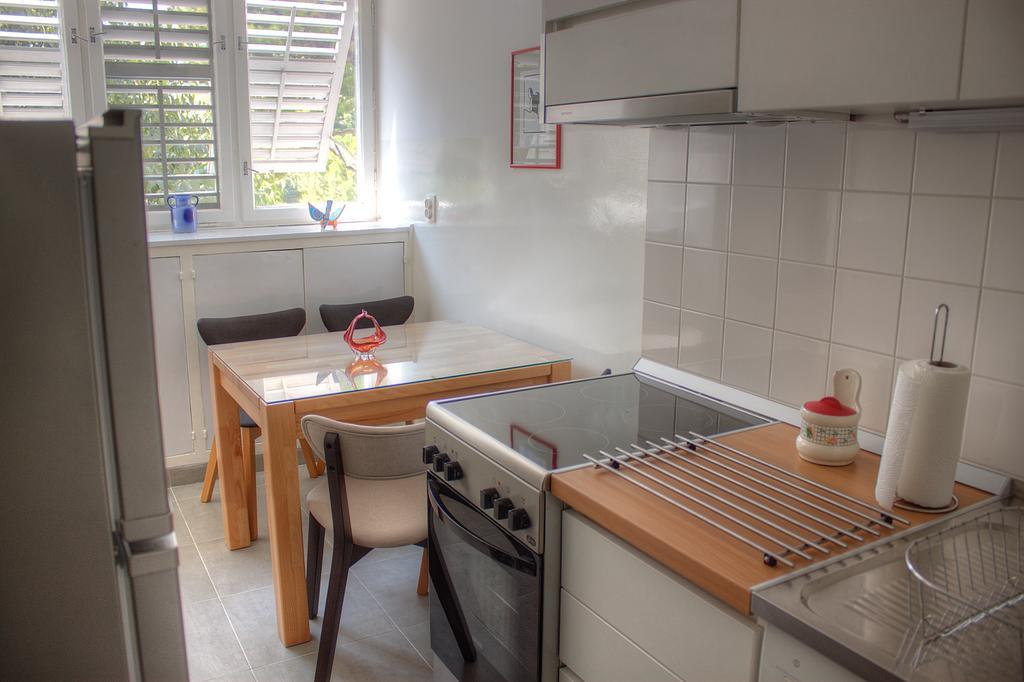 Vukini Apartment Спліт Екстер'єр фото